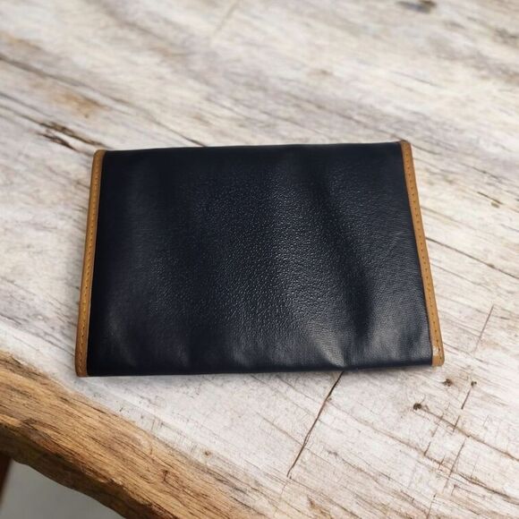 Hunting World Mens Leather Wallet In EUC - Picture 2 of 8